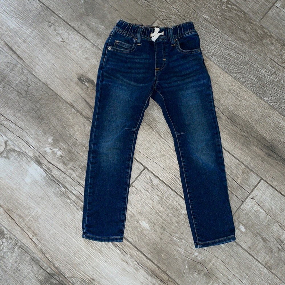 Boys gap Jeans!! Size S, slim fit! Great condition! 💙😊🥳